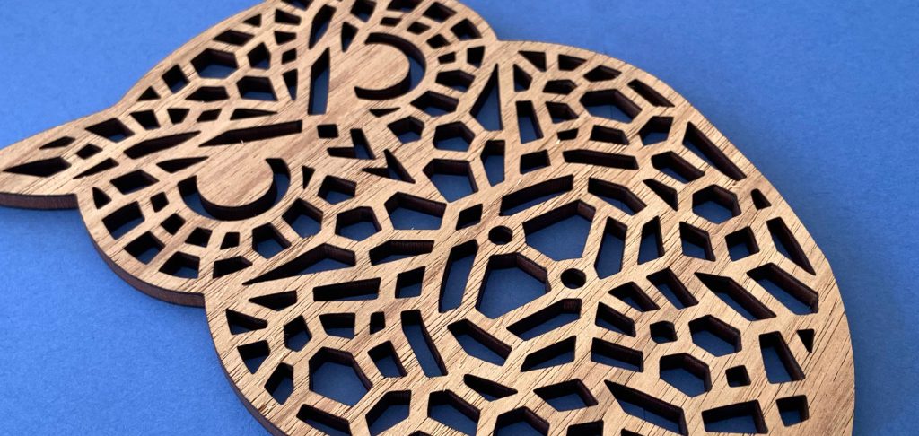 مزایای ساخت هدایای تبلیغاتی با طرح دستگاه لیزر